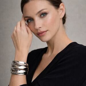 Swarovski Sterling Silver 925 Wave Cuff Bracelet Large Modernist Designer Lux